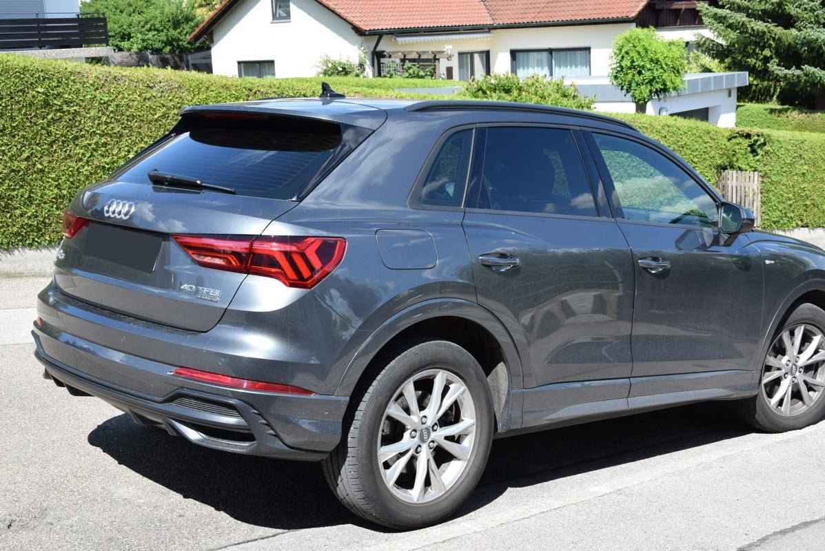 Tönungsfolie passgenau zugeschnitten und professionell montiert auf Audi Q3 F3