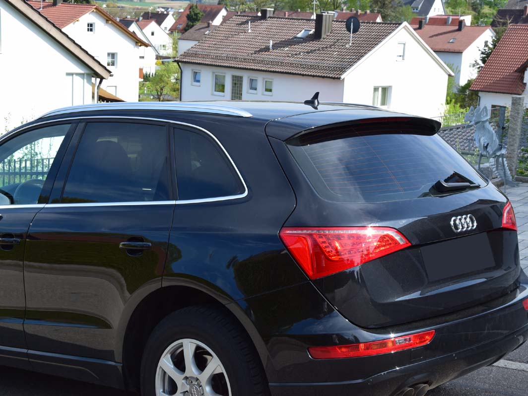 Tönungsfolie passgenau zugeschnitten und professionell montiert auf Audi Q5