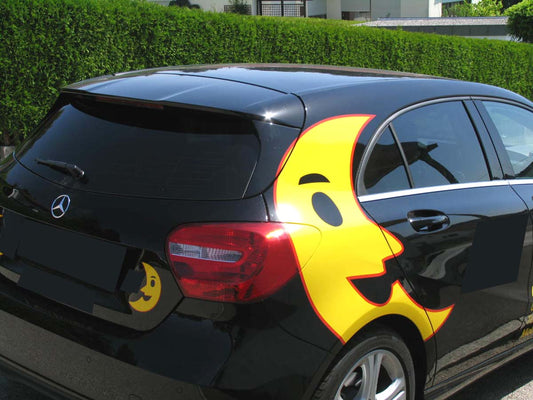 Tönungsfolie passgenau zugeschnitten und professionell montiert auf Mercedes A-Klasse W176 – Beispiel mit FVB Carbon Folie