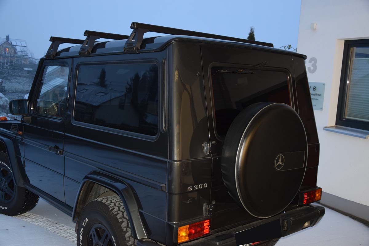 Tönungsfolie passgenau zugeschnitten und professionell montiert auf Mercedes G Klasse W461 – Beispiel mit FVB Ceramic Folie