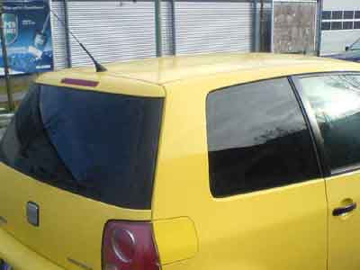 Tönungsfolie passgenau zugeschnitten und professionell montiert auf Seat Arosa – Beispiel mit FVB Carbon Folie