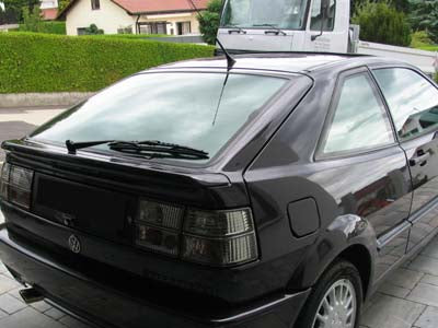 Tönungsfolie passgenau zugeschnitten und professionell montiert auf VW Corrado – Beispiel mit FVB Carbon Folie