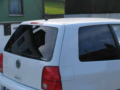 Tönungsfolie passgenau zugeschnitten und professionell montiert auf VW Lupo – Beispiel mit FVB Carbon Folie